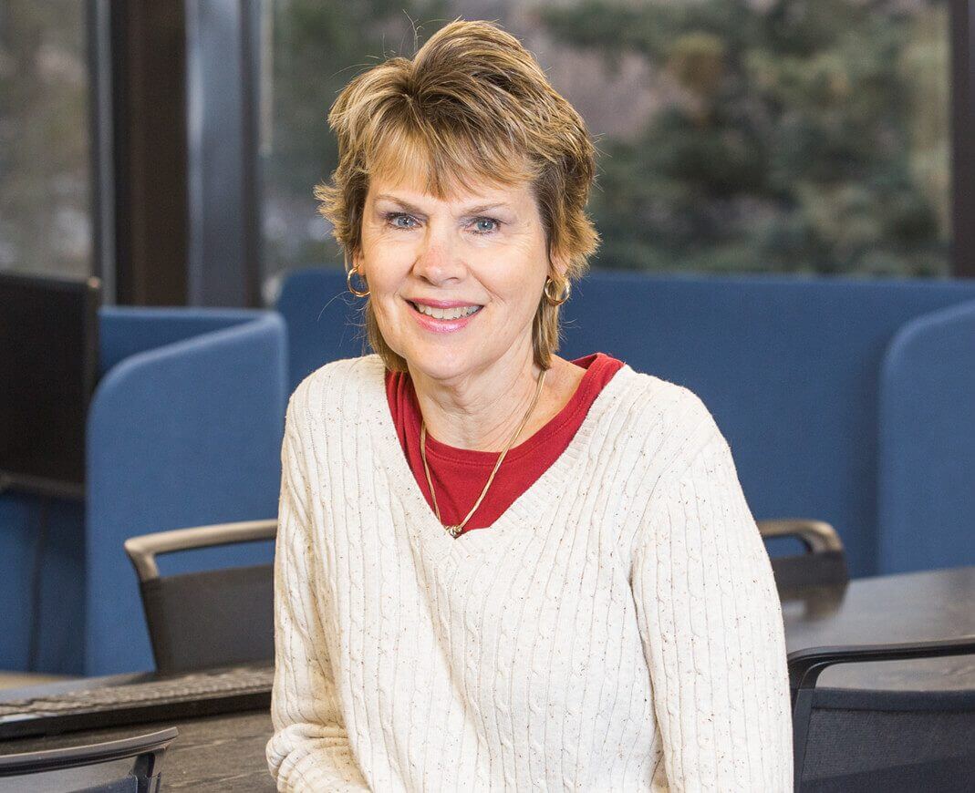 Cindy-Stancl-team-image-new-01